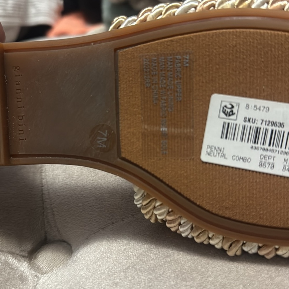Gianni Bini Women's Tan and Cream Slide Sandals - Picture 7 of 7